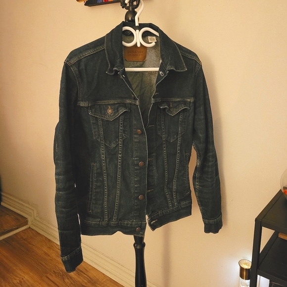 Signature Levi Strauss Denim Trucker Jacket - Picture 3 of 6